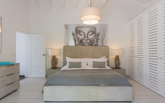 Villa Avalon