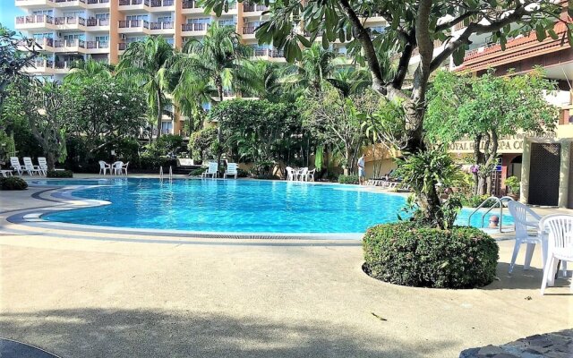 "royal Hill Resort Pattaya Corner Condo With sea & Pool Views"