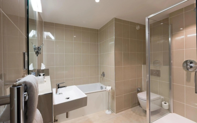 Sandford Springs Hotel & Golf Club