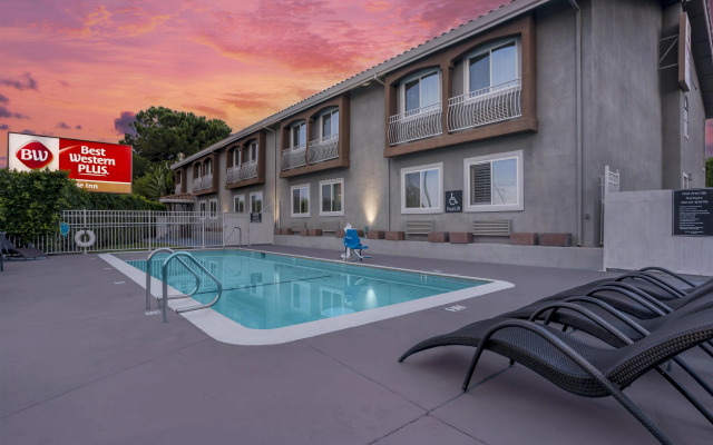 Best Western Plus Brookside Inn