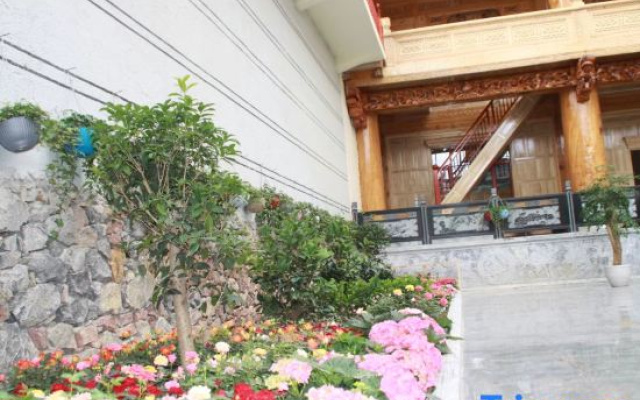 Kangba Yangkang Homestay in Shangri-La City