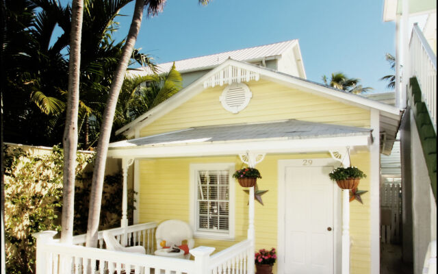 Duval Gardens at Southernmost Beach Resort – Adults Only
