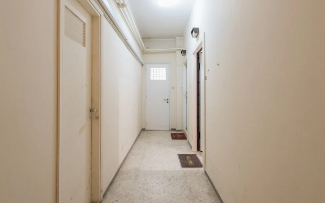 Apartment at Megaro Mousikis metro station 1bed 2 pers