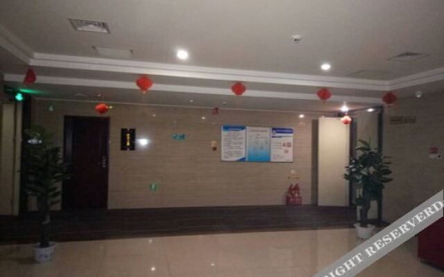 Yuanping Xinbei Guo Furong Hotel