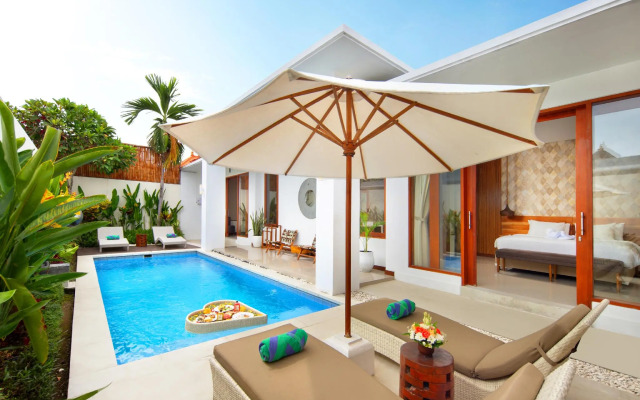 The Luxury Collection, Monaco Blu