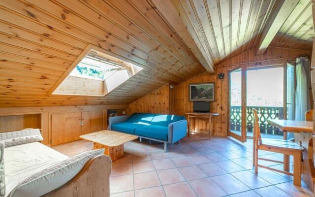 Furnished apartment near village and lifts