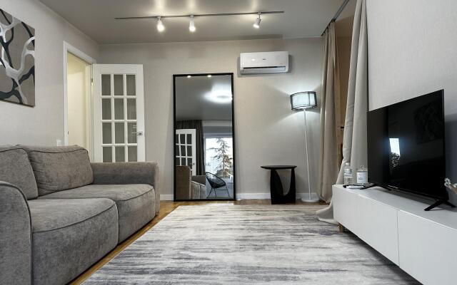 LetoApart на Конституции СССР