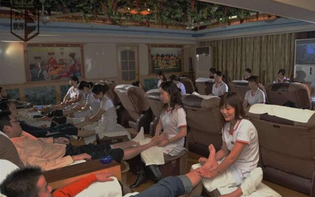 Lianbang Housekeeping Department
