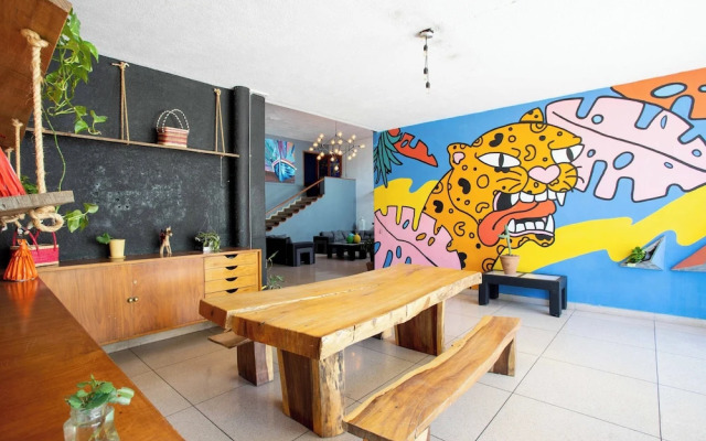 La Paz & Love Hostel