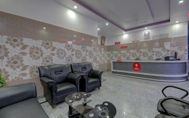 Dhanraj Residency by OYO Rooms