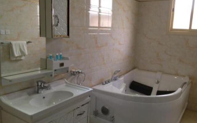 Lamasat Hotel Apartments