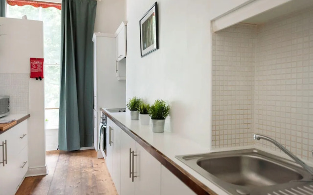 Metrostays - O'Connell Street 84-1