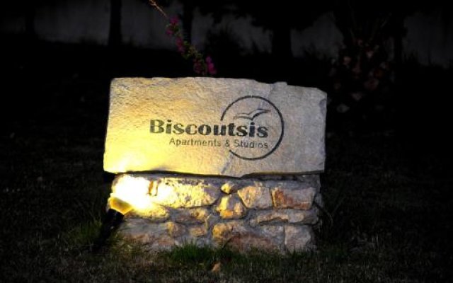Biscoutsis Apartments & Studios
