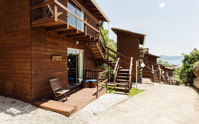 Chalé Rústico com vista para o mar MAV001