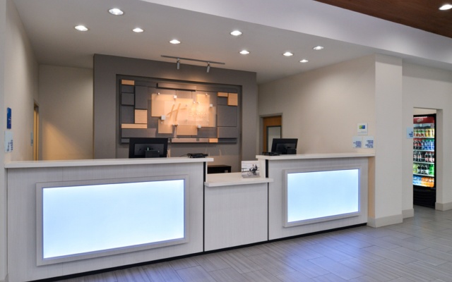 Holiday Inn Express Hotel & Suites La Place