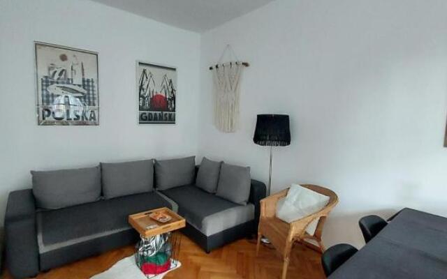 Apartment in Old Town - view of Mariacki Church