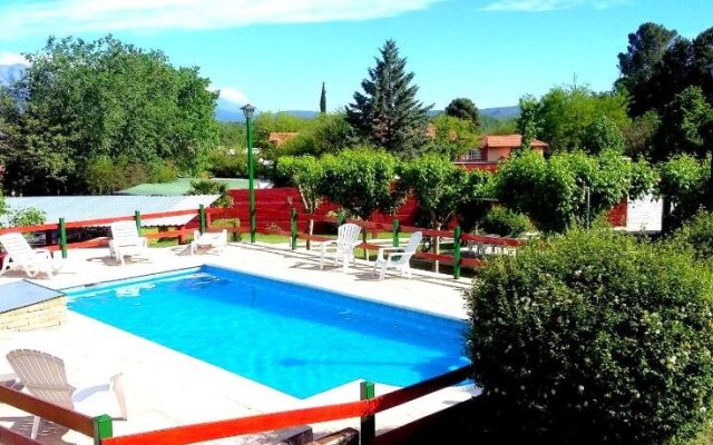 Hosteria La Estancia