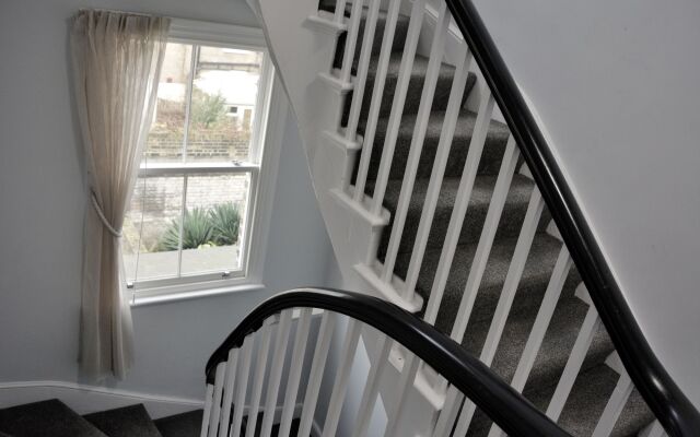 Pinnacle Residences - Cambridge