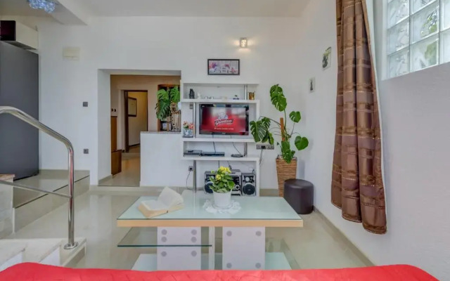 Apartment Marin