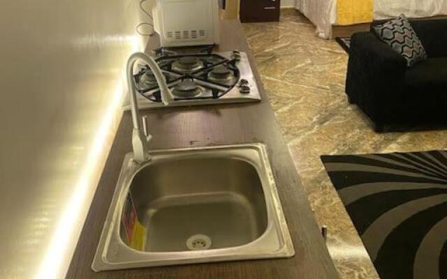 Glitters Homes Studio fully ensuite