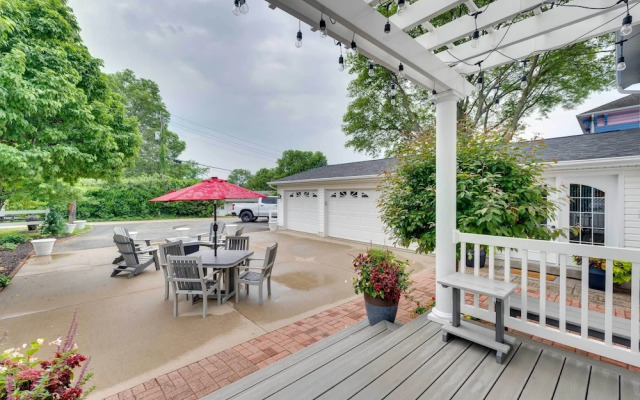 Game Room + Patio: 'bremer House Waverly Rental'