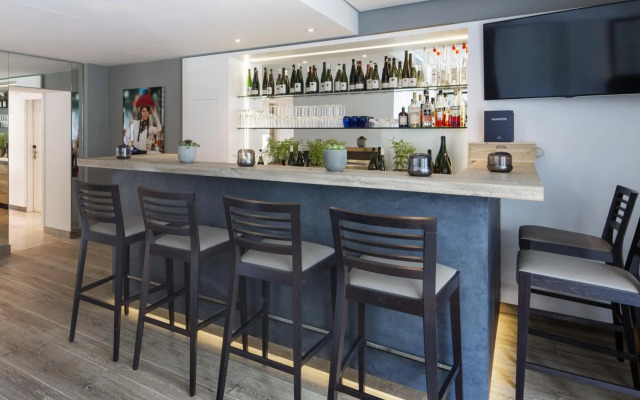 The Alex Hotel