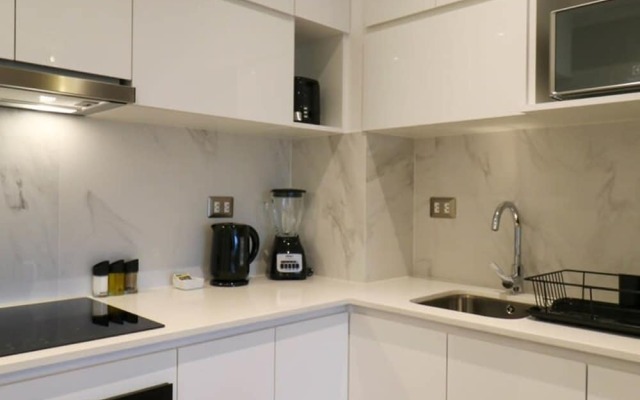 w 1BR With Balcony in Luxury Building Barranco