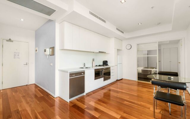 Melbourne Holiday Apartments Flinders Wharf