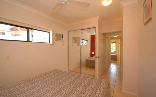 City Plaza Apartments