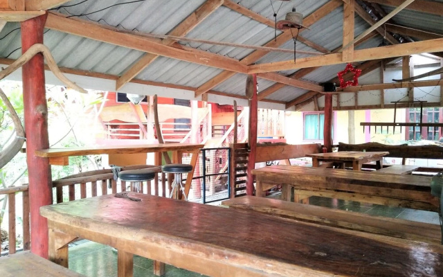 Douangjinda Resort