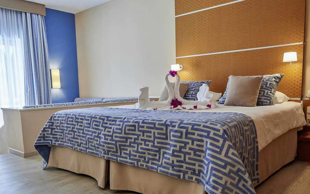 ROBINSON ESQUINZO PLAYA - All Inclusive