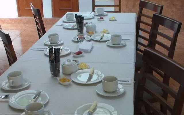 Tulipanes Hotel Aqp