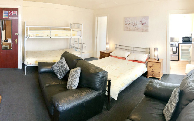 Empress Select Holiday Flats