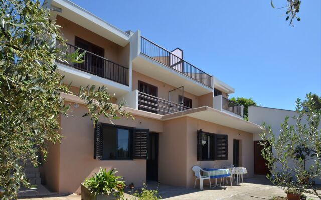 Apartments Biserka
