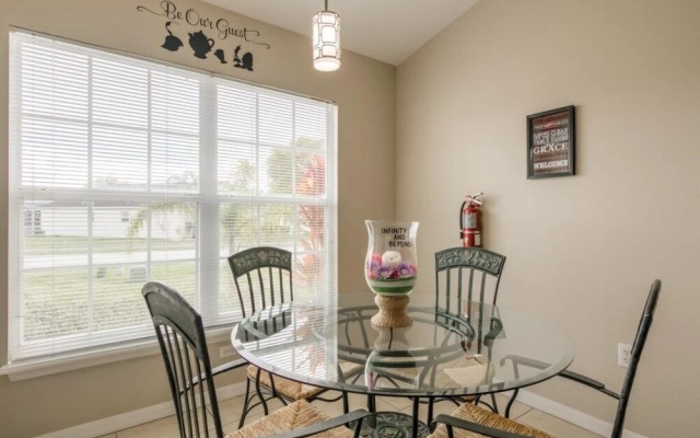 Feeling Like A Rockstar! 3 Bedroom Home