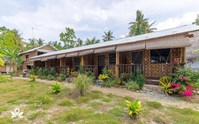 ZEN Rooms Basic Station One Siargao