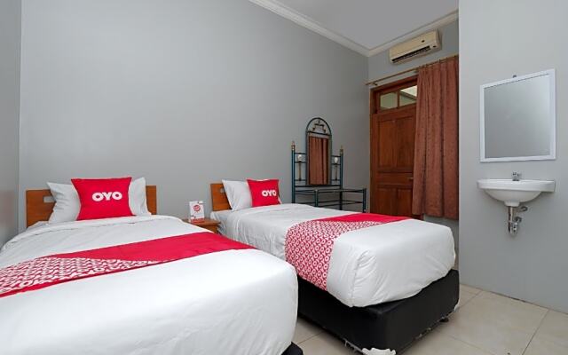 OYO 2737 D'kost