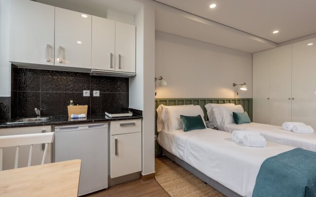 Feel Porto Wine Essence Flats