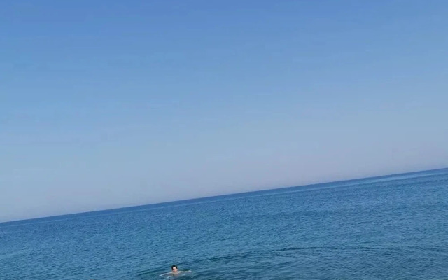 Deniz Apart