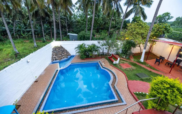 Sri Sai Holiday Inn