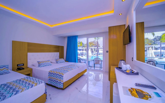 Oceanis Park Hotel