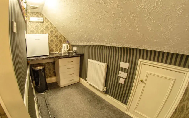 The Quayside Hotel and Bar