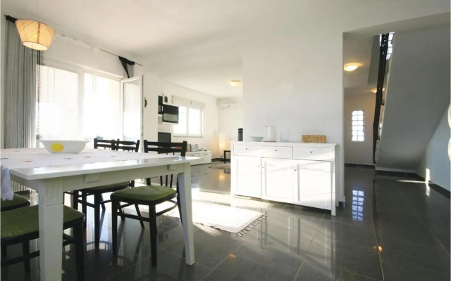 Holiday home Drinovci with a Fireplace 444