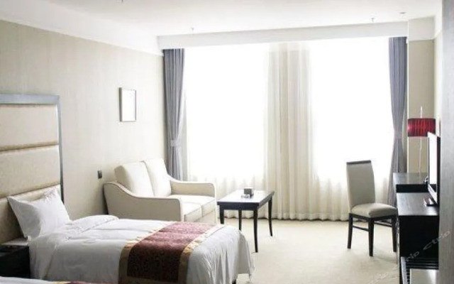 Aoyu Commercial Hotel