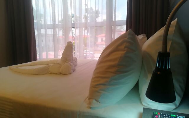 The Loft Plaza Hotel