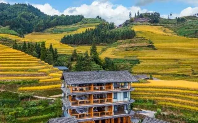 Longji West Window Moon Homestay (Jiulong Wuhu Observation Deck)