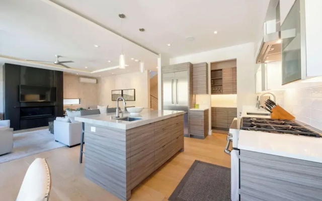 Luxury Old Town Residence