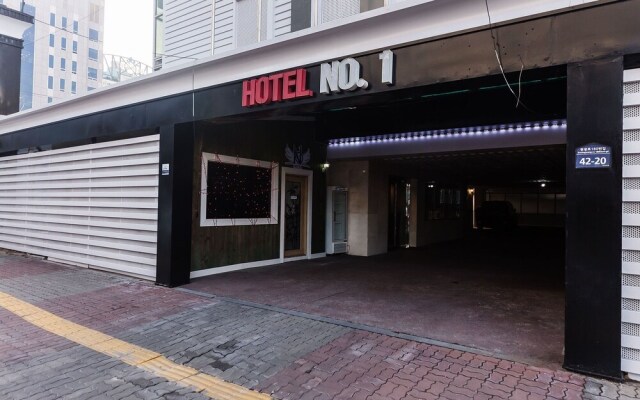 Hotel No.1