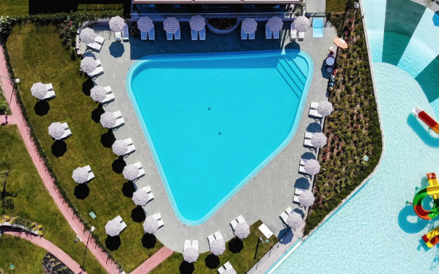 Sisan Family Resort