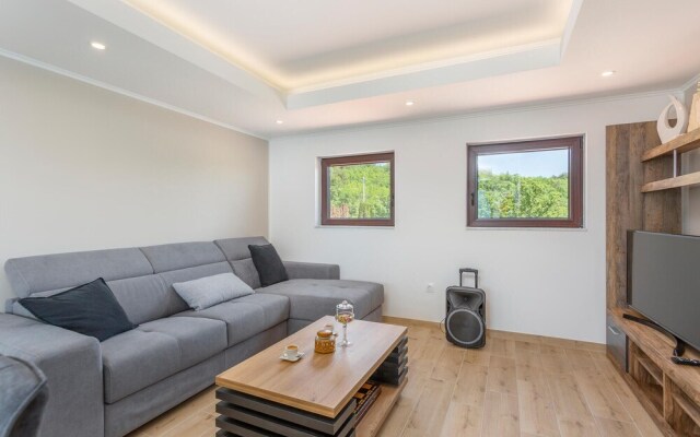 Awesome Apartment in Rijeka With Wifi and 2 Bedrooms